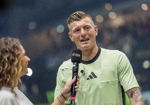 克罗斯：阿劳霍比加西亚更适合踢皇马，没签中卫替代伊尼戈是失策