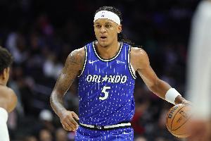 高效全面！班凯罗12中8贡献20分9板9助准三双2抢断 正负值+9