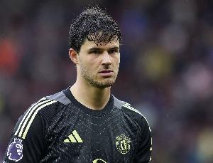 队报：拉门斯左右脚都有不错传球能力，曼联通过长传打法更直接