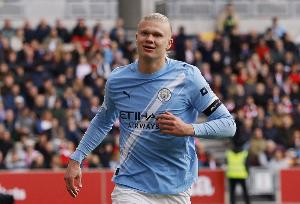 连续4个主场至少打入两球，哈兰德是福勒、苏牙后英超历史第3人