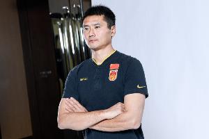 记者：足协曾把三名外籍主帅上报总局，不过总局更相信土帅的能力